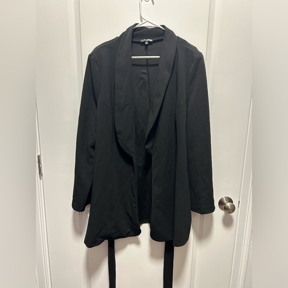 Size 2X Never Worn Fashion Nova Pantsuit - Picture 3 of 8